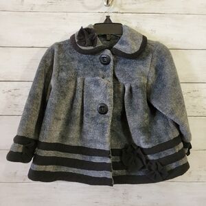 Isobella & Chloe Gray and Black Cape Style Coat with Peter Pan Collar Size 18 M